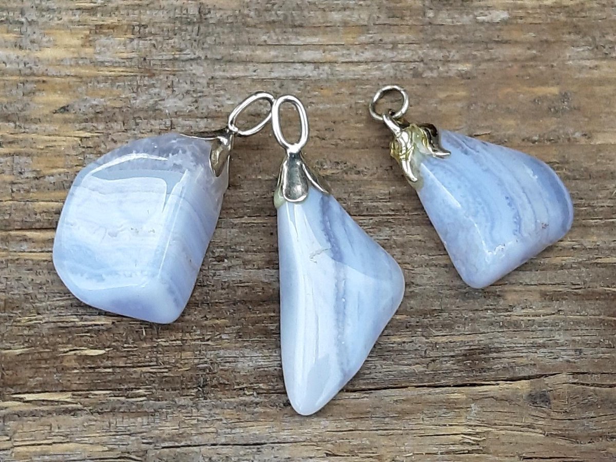 Edelsteen Chalcedoon (blue lace) hanger